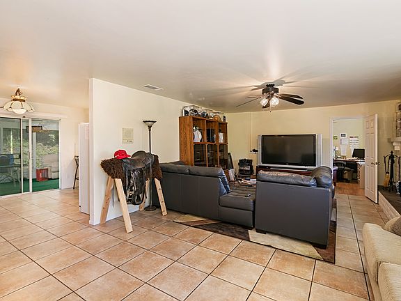 4th image of 1278 Cypress Dr