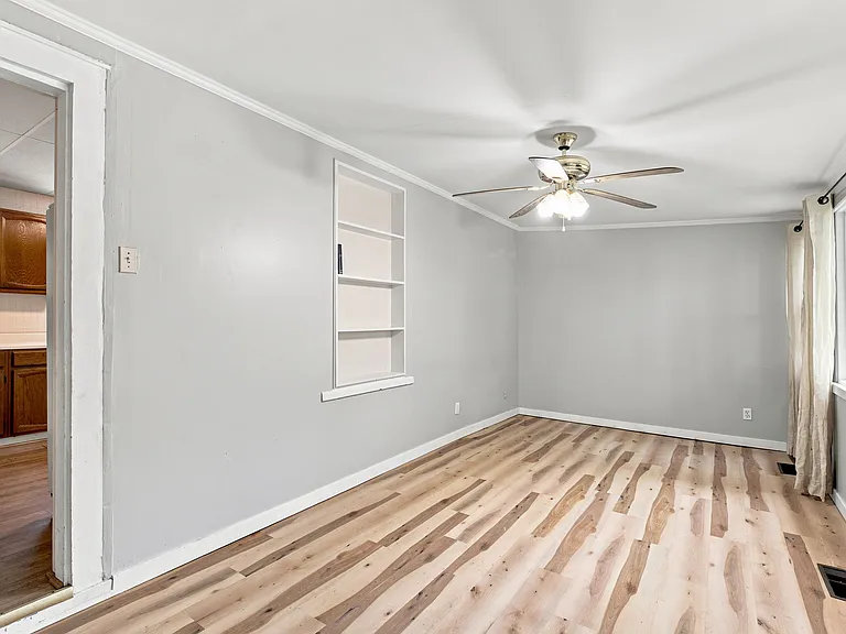 6322 Hancock Ave — Photo 9