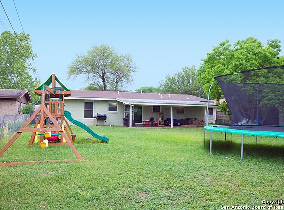 3rd image of 7415 Westfield Blvd