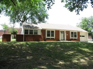 416 Drake Dr, Ponca City, OK 74604