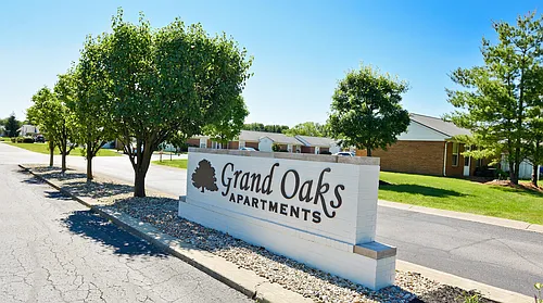 3830 N Grand Ave #OAK-2 Photo 1