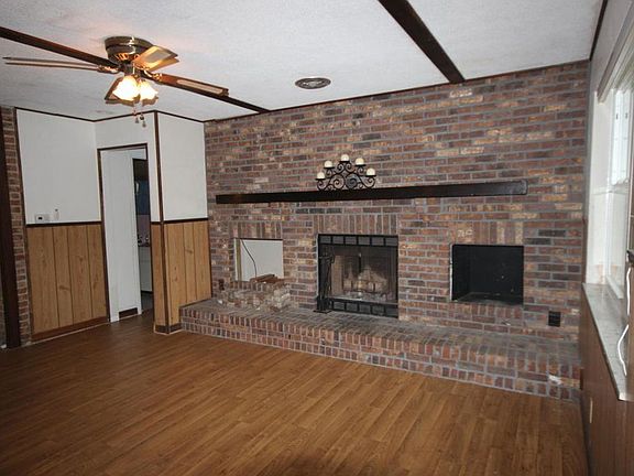 5th image of 324 Putnam Ave