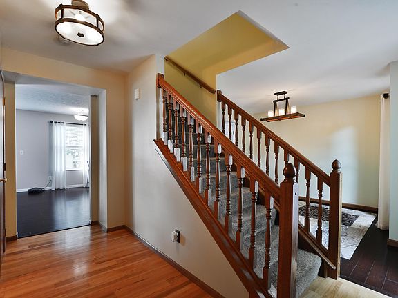5th image of 3437 Vintage Woods Dr