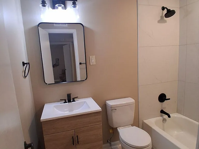 1307 Vinton Ave — Photo 13