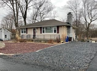 535 Vail Rd, Landing, NJ 07850