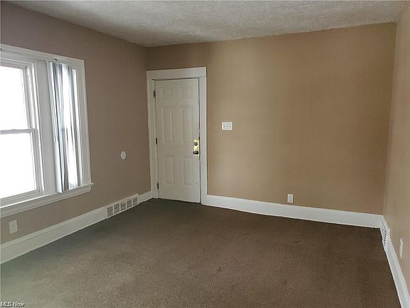3rd image of 12308 Rexford Ave #1