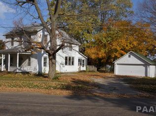 318 S Walnut St, Princeville, IL 61559