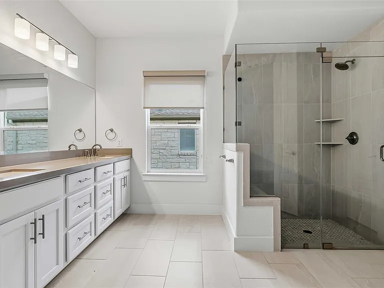 401 Sitlington Ln — Photo 16