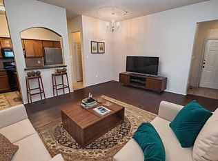 806 Walnut St, Burleson, TX 76028