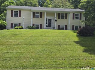 460 North Bigelow Road, Hampton, CT 06247