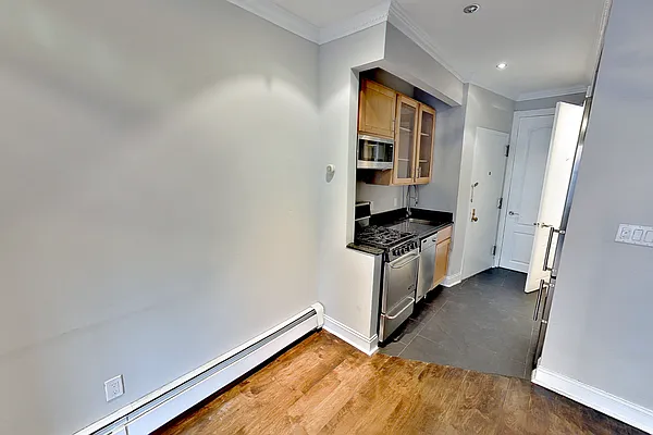 Rented by Centennial Properties NY | media 8