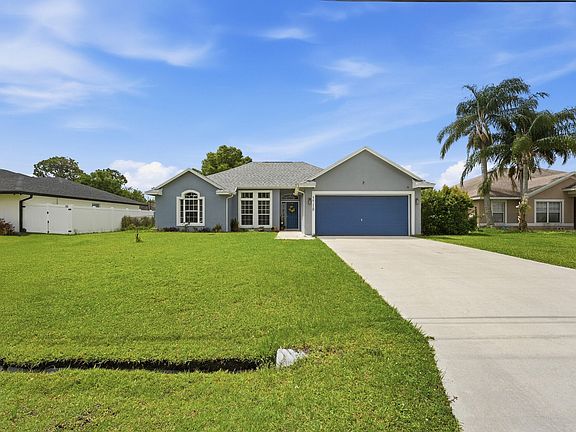 3rd image of 5718 NW Alcazar Terrace