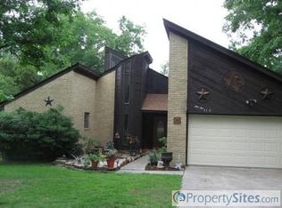 110 Hanover Ln, Conroe, TX 77304