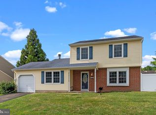 2524 Valleyview Rd, Bensalem, PA 19020