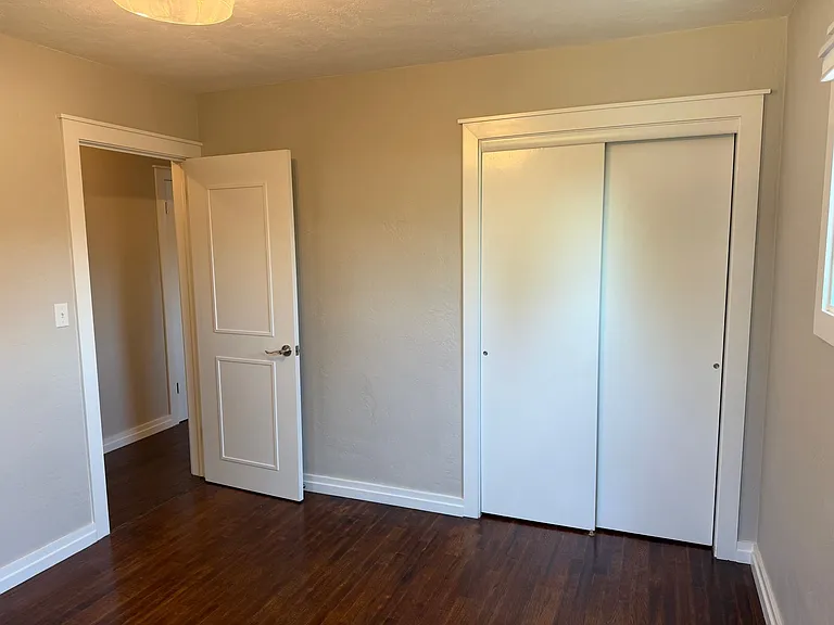 1331 G St — Photo 26