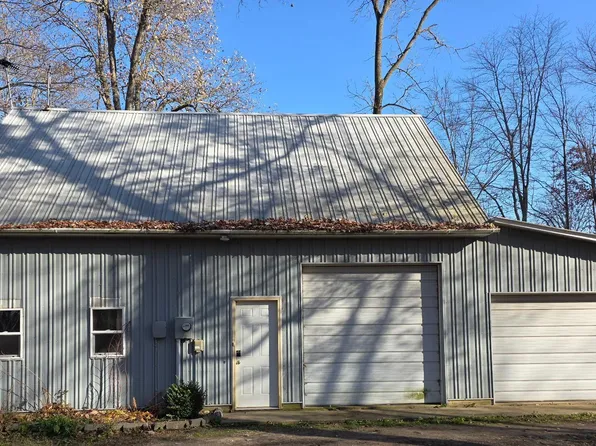 3842 W 300 S, Albion, IN 46701