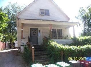 348 Rosewood Ave, Aurora, IL 60505