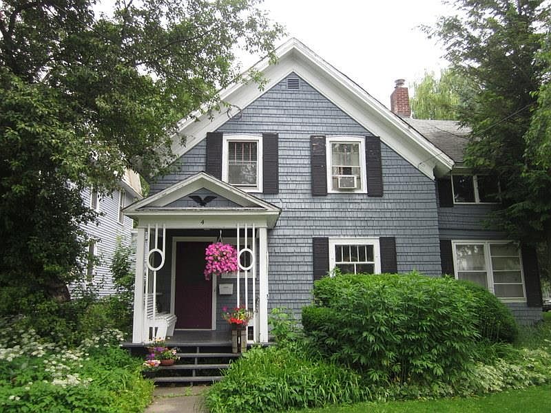 1st image of 4 Goodrich St