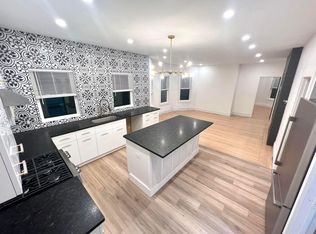 37 Oliver St #1, Somerville, MA 02145