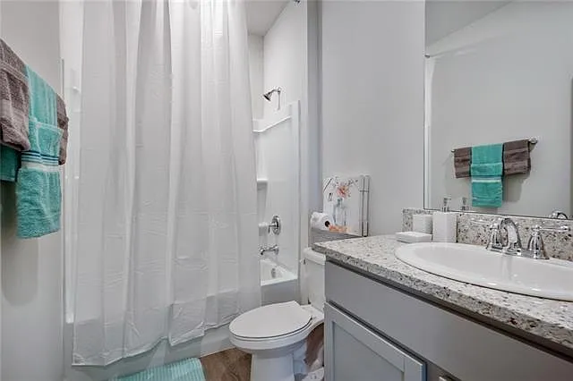 7472 1st Lake Dr — Photo 7