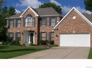 5560 Woodbine Ct, Williamsville, NY 14221