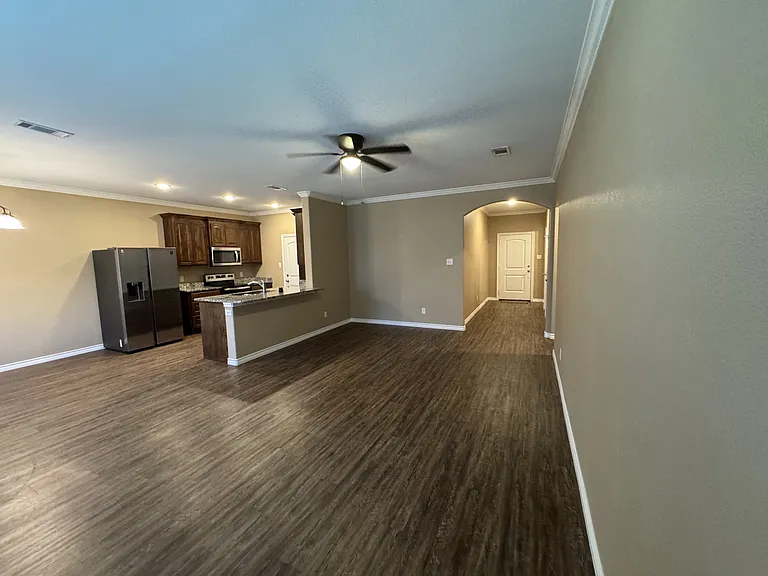 608 Wofford St — Photo 6