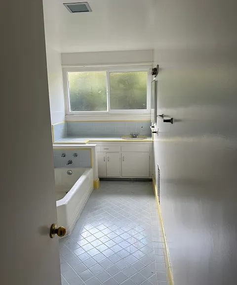 442 Landfair Ave #1/2 — Photo 7