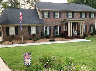 5226 Wynterhall Cir, Atlanta, GA 30338
