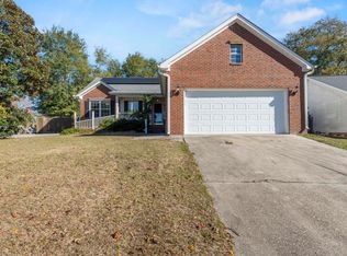 192 Whisper Lake Dr, Lexington, SC 29072