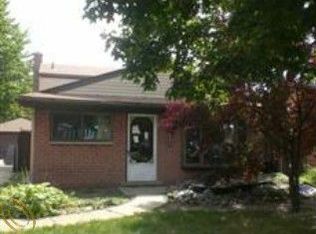 8289 Ziegler St, Taylor, MI 48180