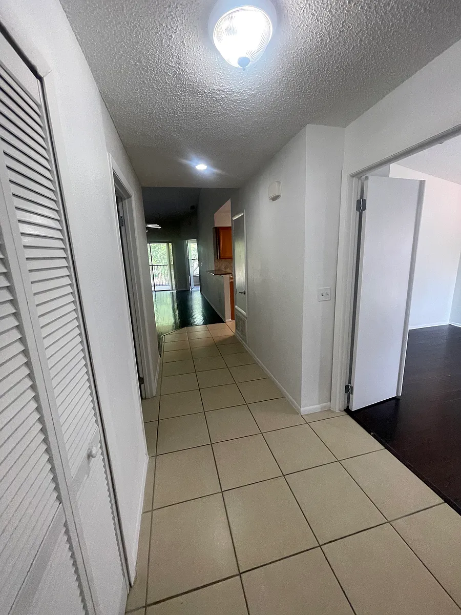 Building Photo - 7839 Sugar View Ct #7839