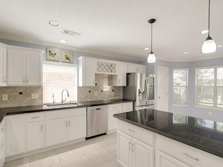 6610 Timber Square Ct — Photo 1