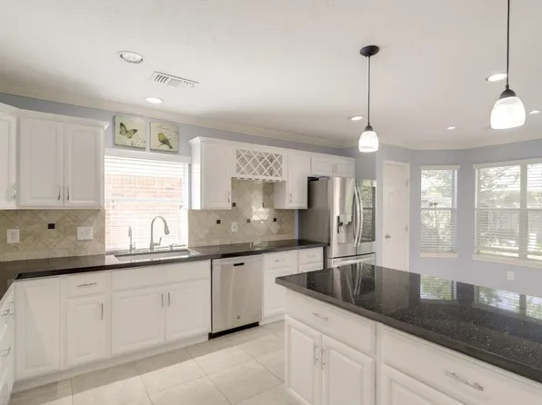 6610 Timber Square Ct, Richmond, TX 77407