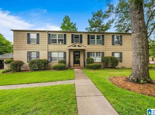 101 Memory Ct APT C, Mountain Brk, AL 35213