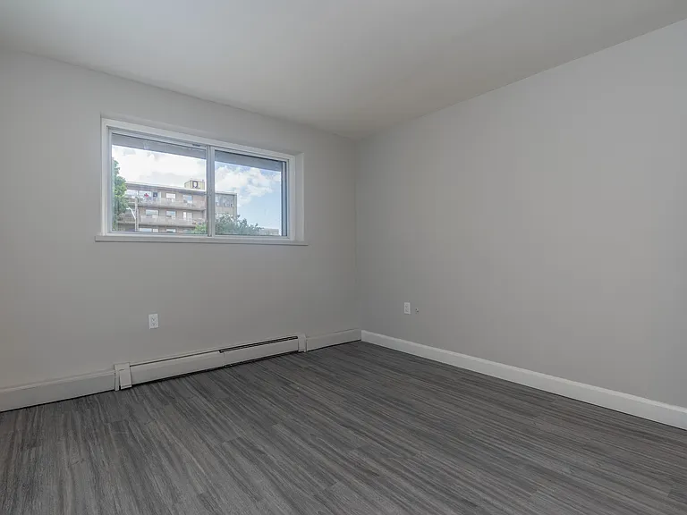 875 Colborne Rd — Photo 21