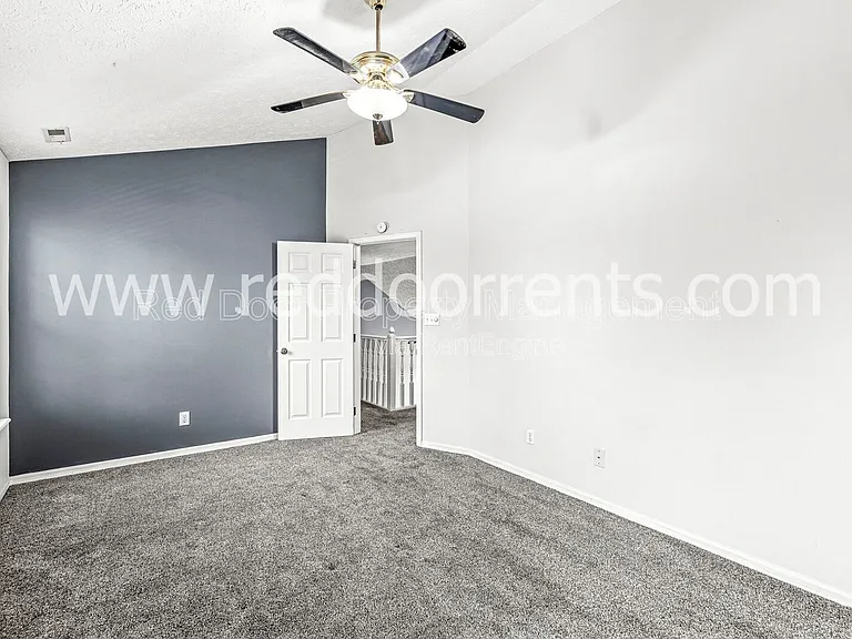 1522 Lake Point Ln N — Photo 20