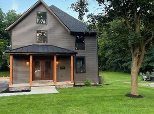 437 S Main St, Verona, WI 53593