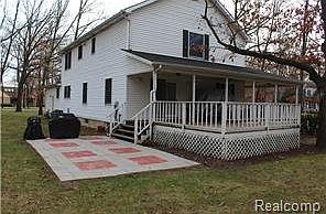 4th image of 10727 Strawberry Hill Ln