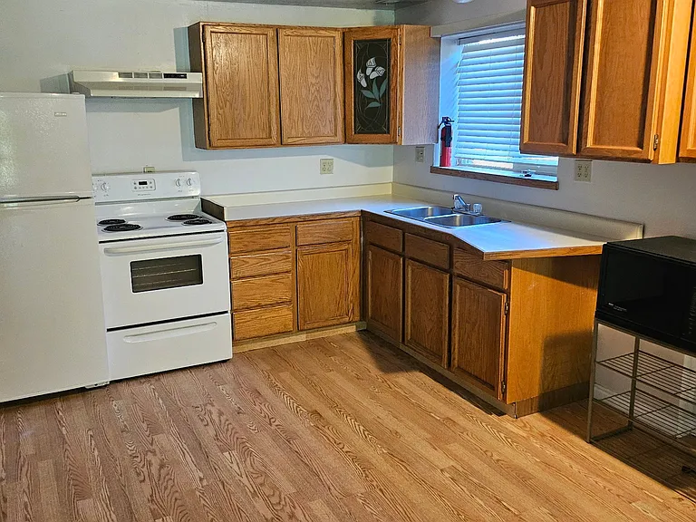 4180 S Liberty Ave — Photo 10