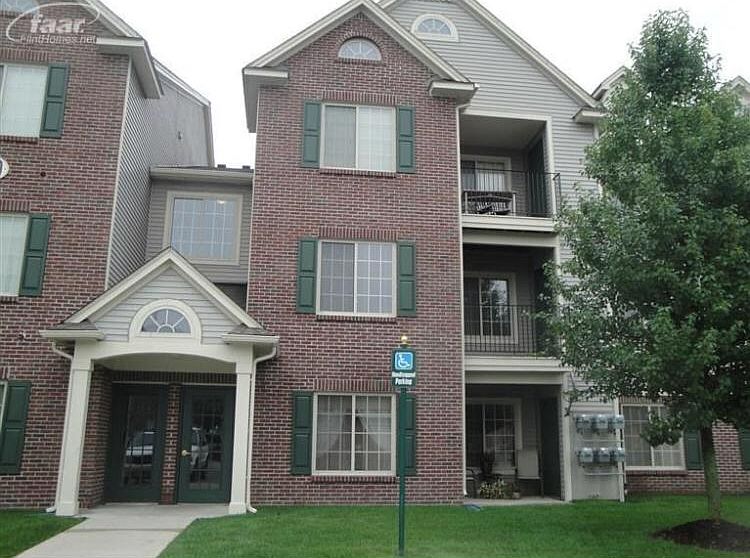 1st image of 14103 Pinehurst Ln