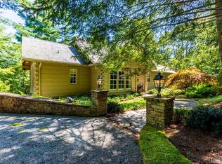 200 Pavilion Way, Cashiers, NC 28717