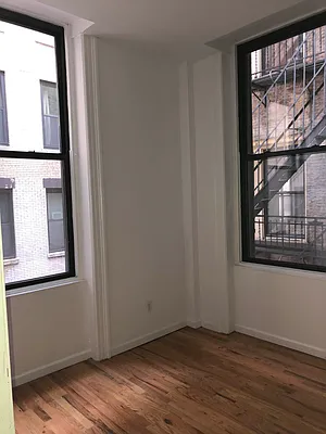 Rented by City Connections Realty | media 12