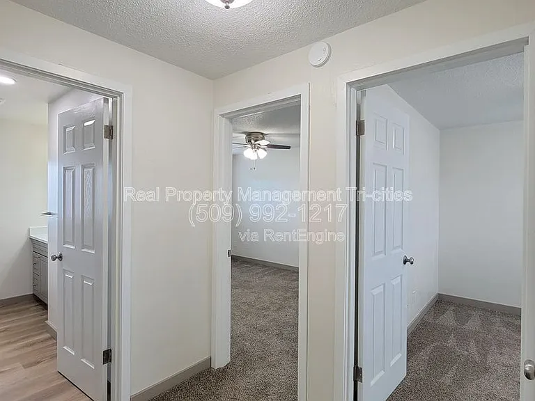 1817 W Cartmell St #206 — Photo 9