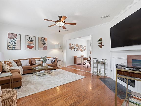 3rd image of 3121 Mulberry Park Blvd