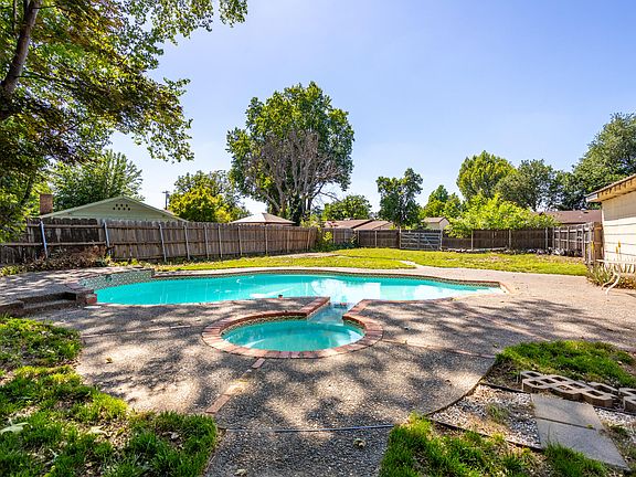 2nd image of 3372 Riverside Dr
