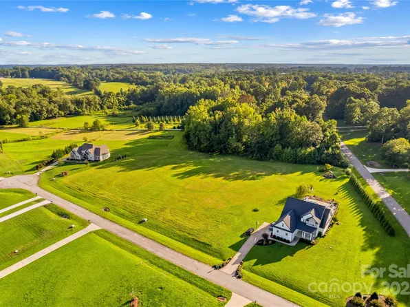 138 Bellingshire Dr #40, Mount Ulla, NC 28125