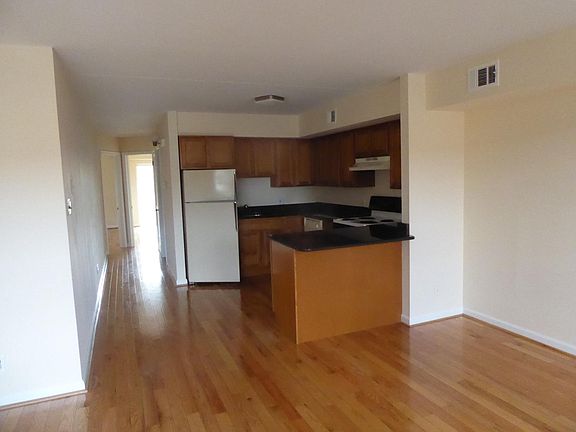 first floor kitchen, similar to second floor unit