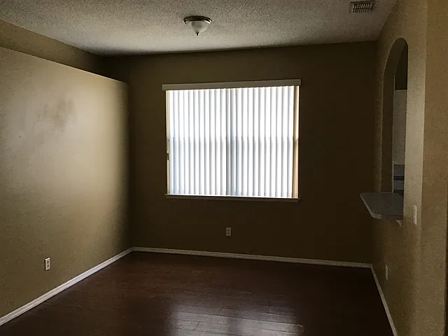 922 Lake Biscayne Way — Photo 4
