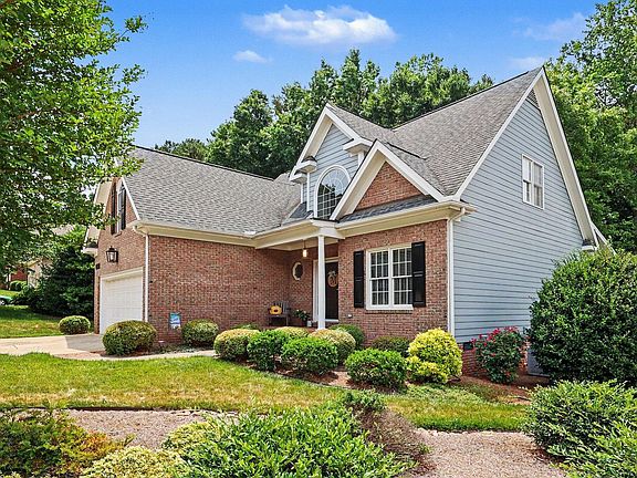 3rd image of 1301 Wedgeland Dr