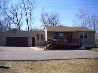 2176 Westwind Rd, Oshkosh, WI 54904